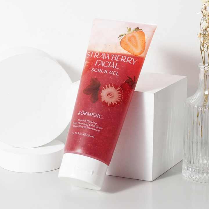 Kormesic Facial Scrub Cleanser Gel 200ml – exfoliating gel for smooth, refreshed skin in a tube packaging
