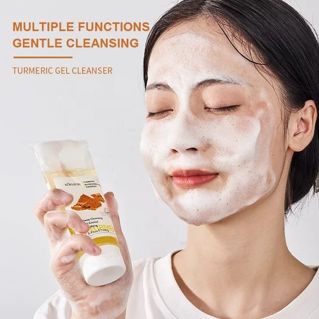 Kormesic Turmeric Facial Cleanser 100g – natural turmeric skincare for brightening, deep cleansing, oil control, and acne-prone skin.