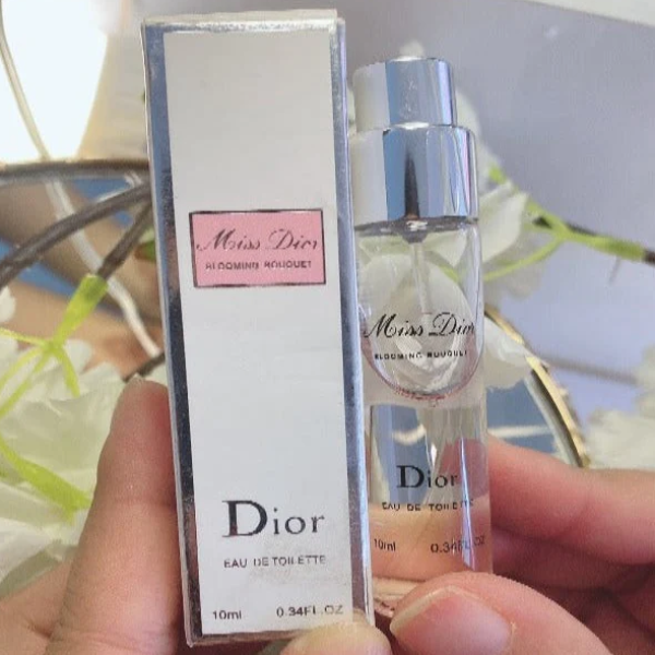 Miss Dior Blooming Bouquet Eau De Toilette :- 10 ML