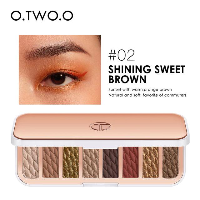 O.TWO.O 8 Colors Luxury Gold Eyeshadow Palette :- In 4 Shades - BlushyLady
